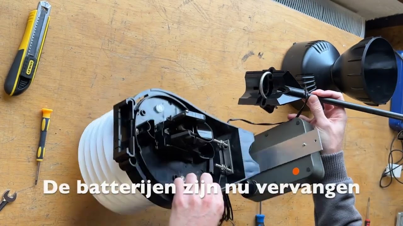 Uw AtmoExact batterijen vervangen